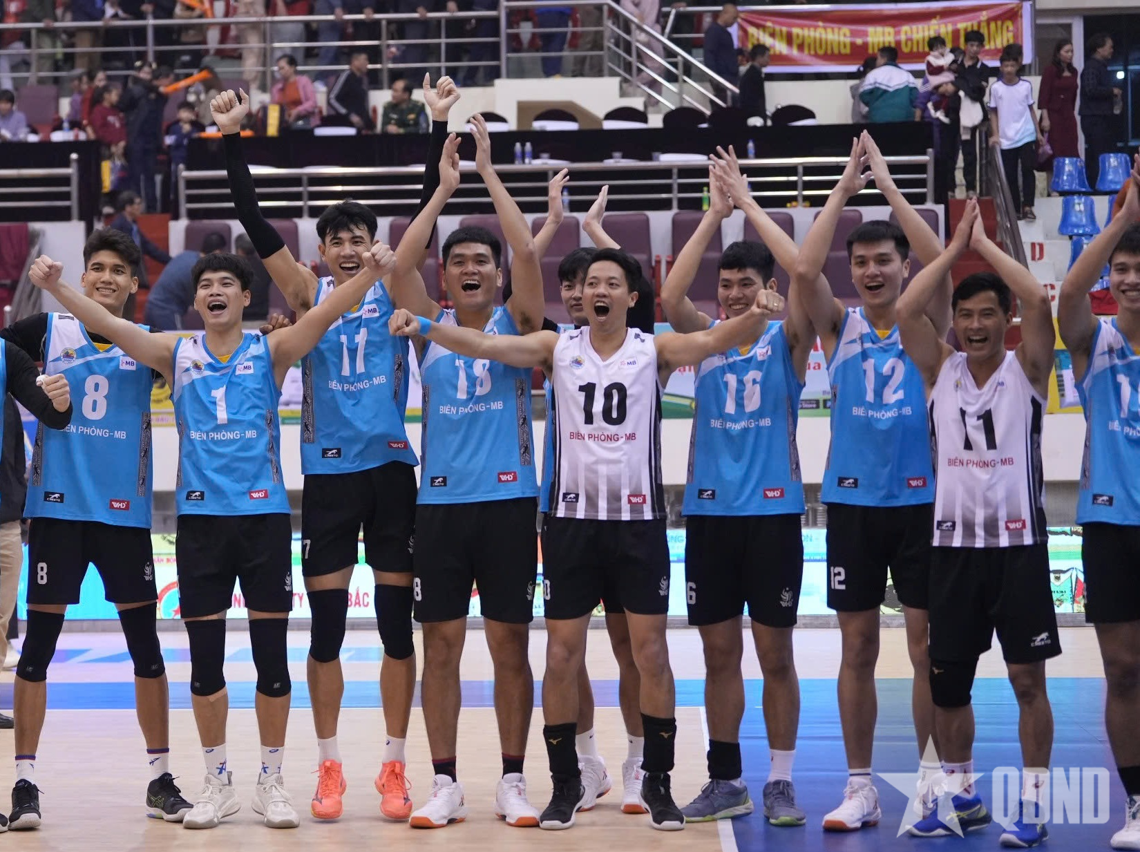 Link xem trực tiếp bóng chuyền Biên phòng MB và Thể Công-Tân Cảng